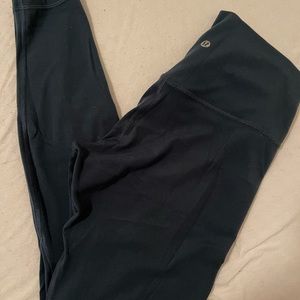 RARE LULULEMON leggings in submarine! dark green/dark blue mix